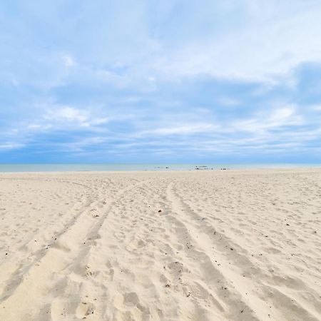 Scenic Evans Hideaway Steps To Lake Huron! Oscoda Exterior foto