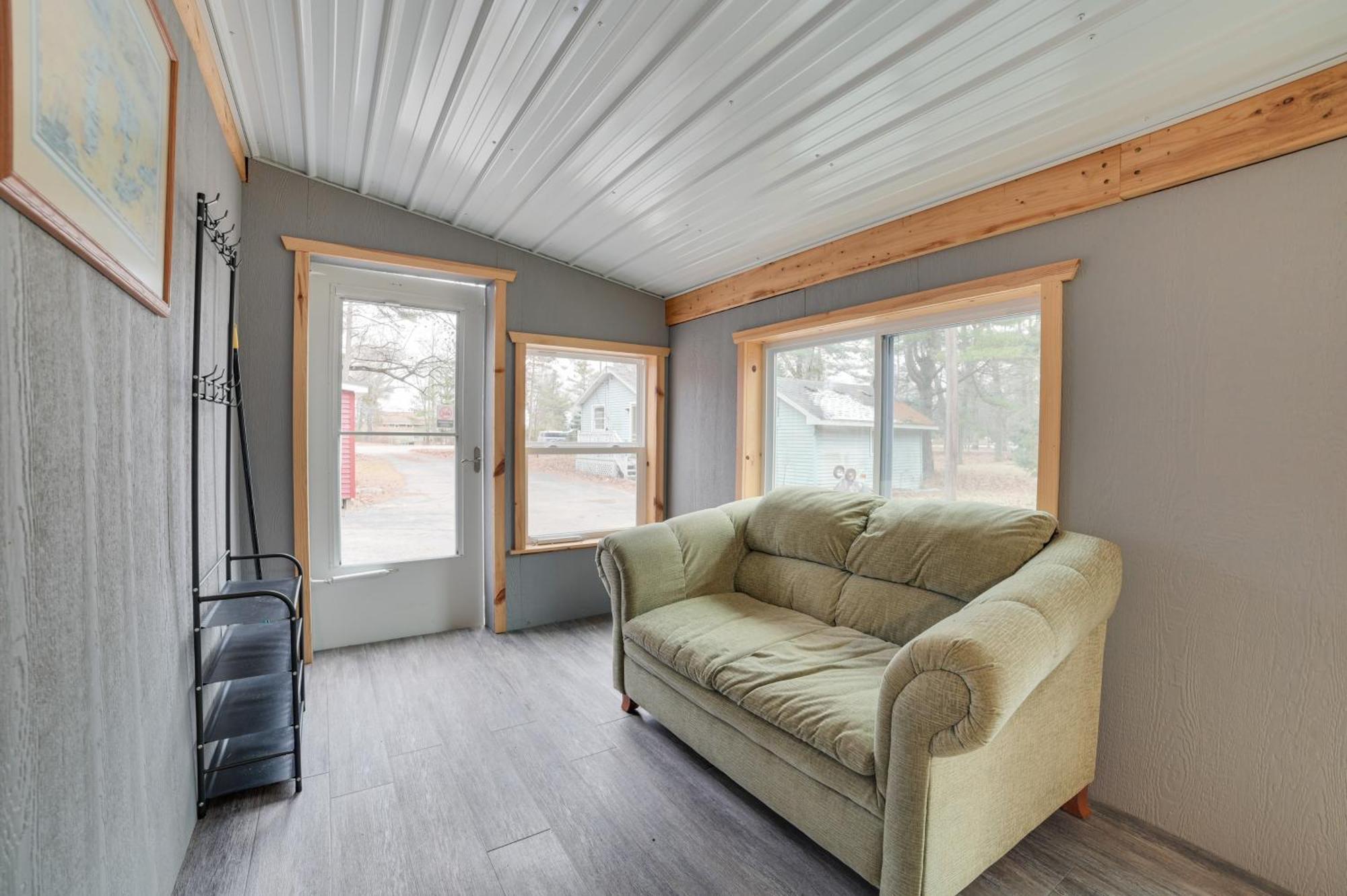 Scenic Evans Hideaway Steps To Lake Huron! Oscoda Exterior foto