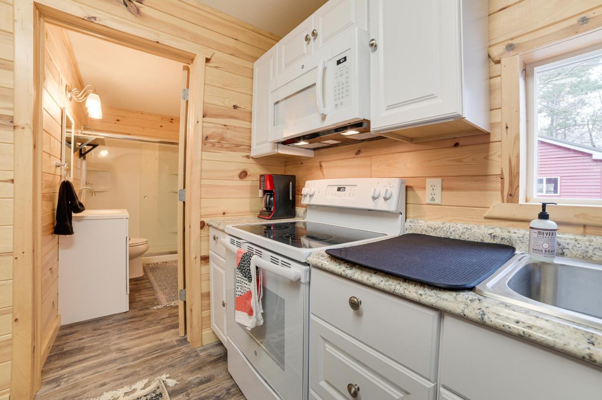 Scenic Evans Hideaway Steps To Lake Huron! Oscoda Exterior foto