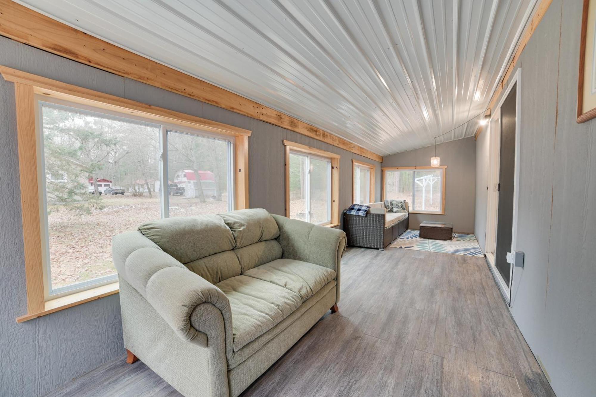 Scenic Evans Hideaway Steps To Lake Huron! Oscoda Exterior foto